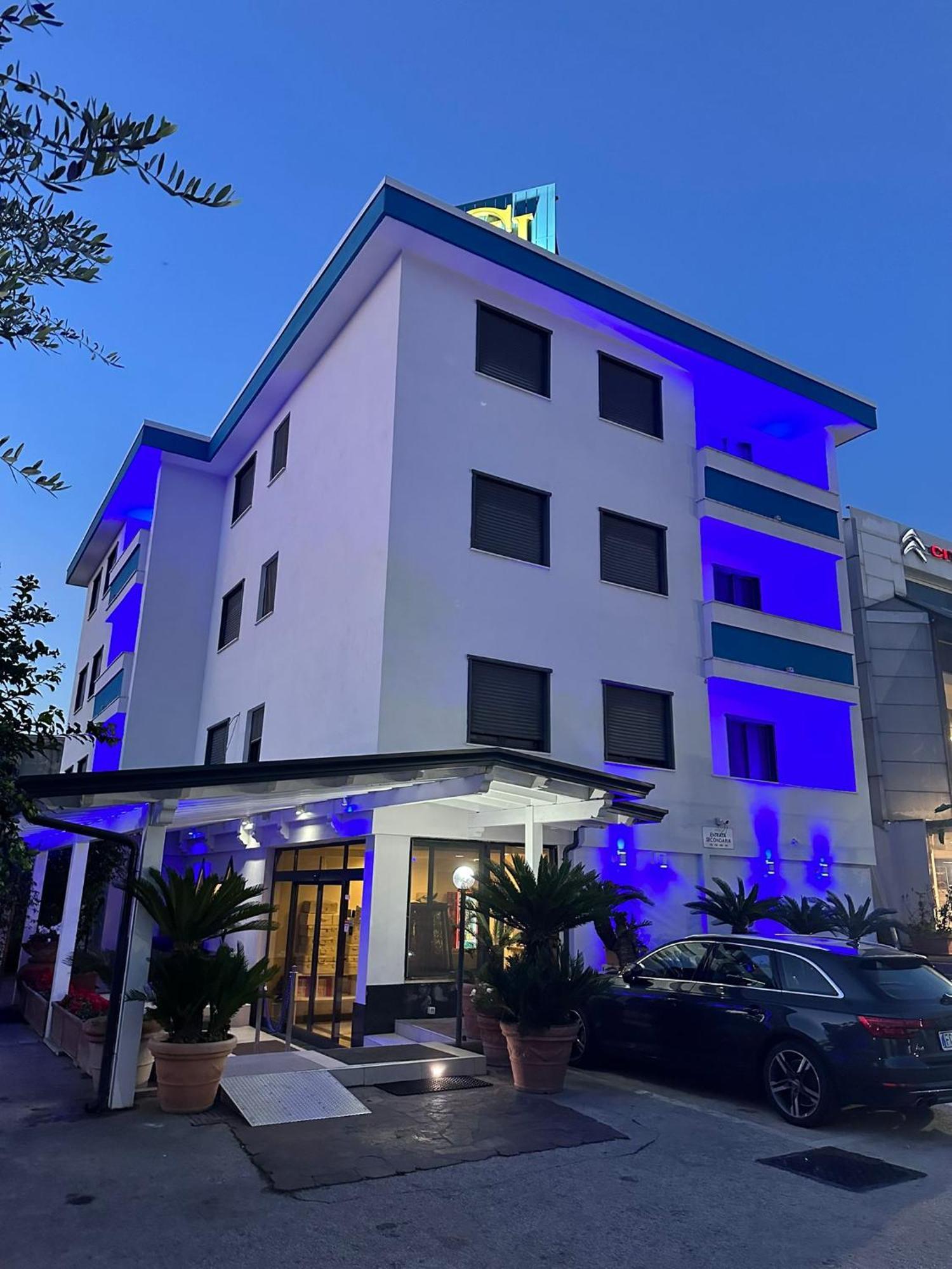 Hotel Clinton Casoria Eksteriør billede