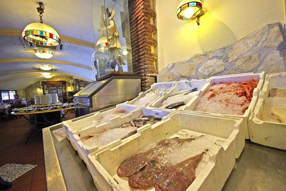 Hotel Clinton Casoria Eksteriør billede