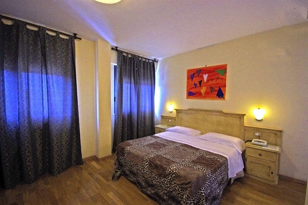 Hotel Clinton Casoria Eksteriør billede