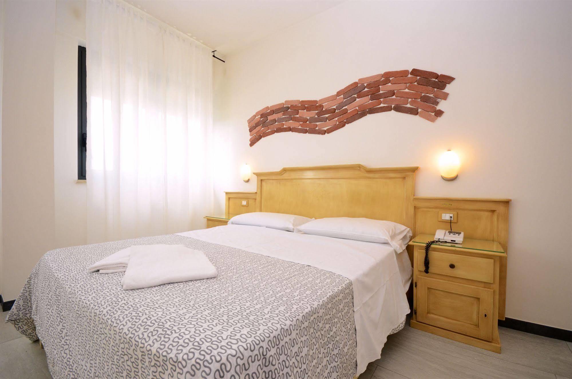 Hotel Clinton Casoria Eksteriør billede